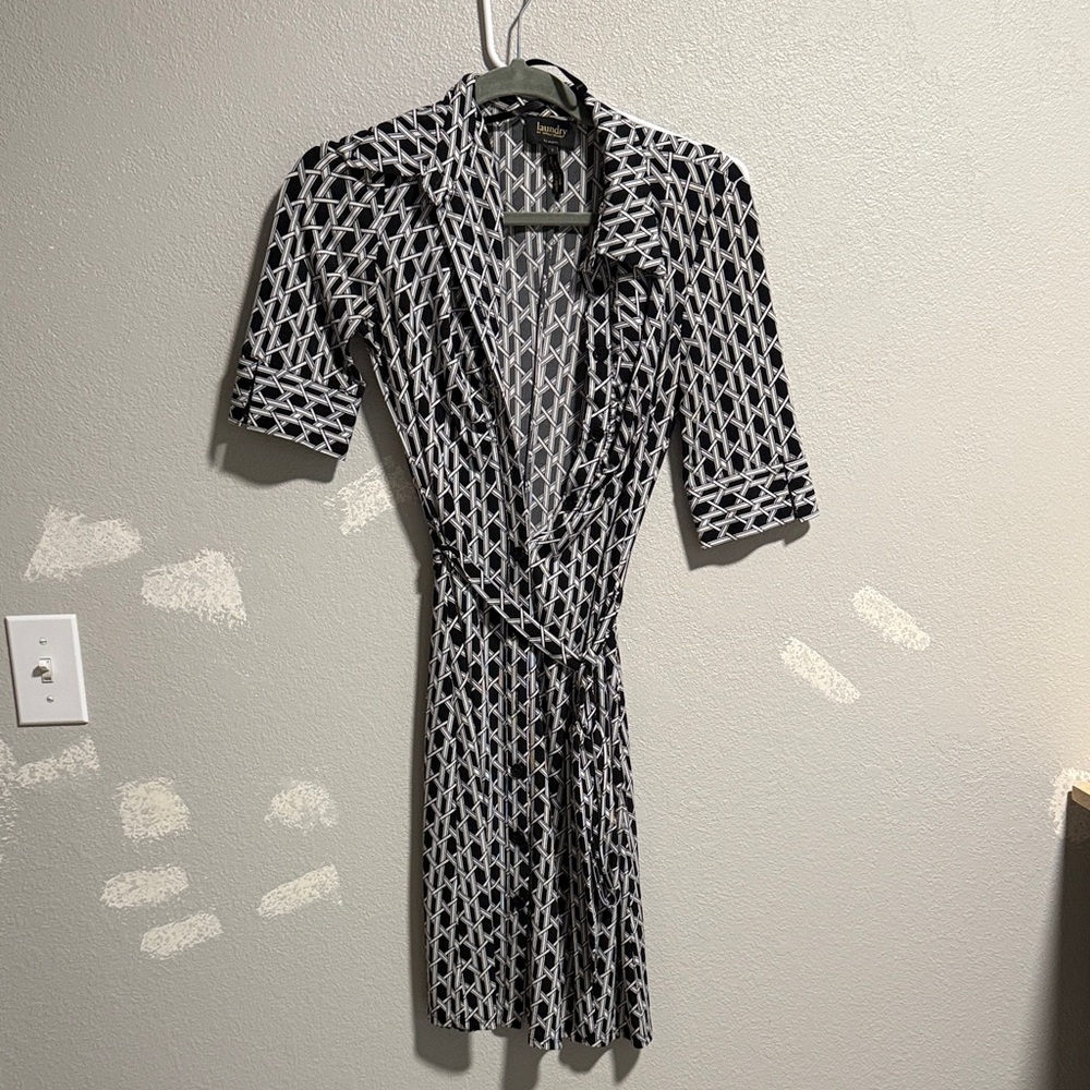Laundry By Shelli Segal Black and White Geometric Dress